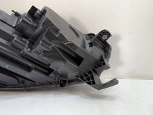 Laden Sie das Bild in den Galerie-Viewer, Frontscheinwerfer Skoda Octavia IV 5E4941015B Full LED Links Headlight SCH5230371153cw