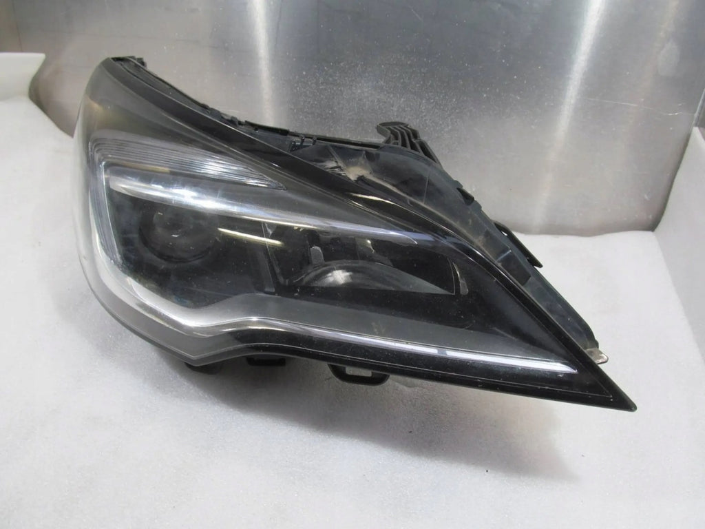 Frontscheinwerfer Opel Astra 39111144 Rechts Scheinwerfer Headlight SCH9885906882zy