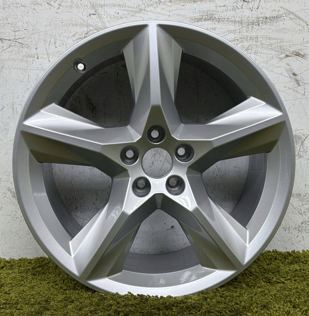 1x Alufelge 19 Zoll 8.5" 3x112 28ET Silber 4M0601025AC Audi Q7 Rim Wheel FEL5876690025hm