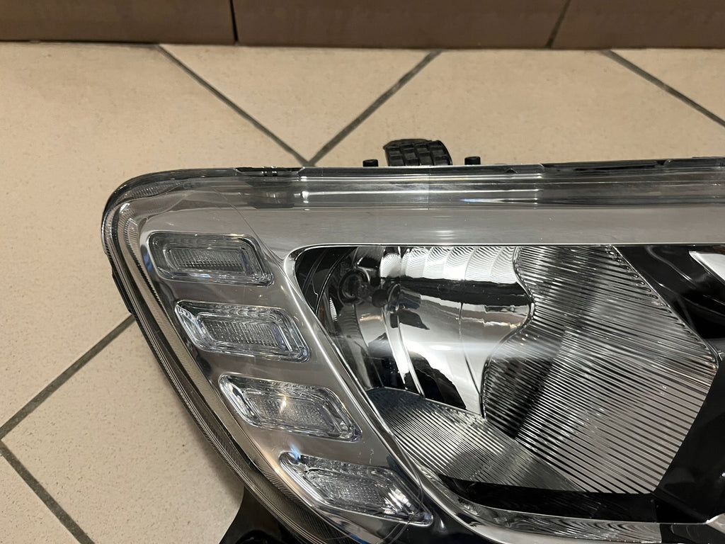 Frontscheinwerfer Dacia Duster 260108435R LED Rechts Scheinwerfer Headlight