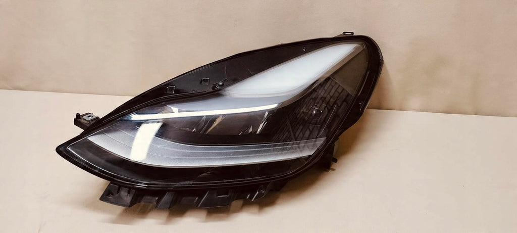 Frontscheinwerfer Tesla 3 Y 1514952-00-D Links Scheinwerfer Headlight