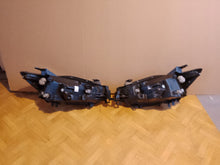Laden Sie das Bild in den Galerie-Viewer, Frontscheinwerfer Mazda Cx5 Ein Stück (Rechts oder Links) Scheinwerfer Headlight SCH8765215846kf