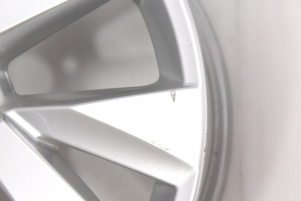 1x Alufelge 18 Zoll 7.0" 5x100 39ET Silber 2GM601025 VW Rim Wheel FEL7170850221zx