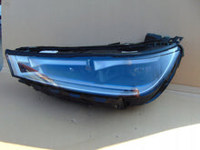 Load image into Gallery viewer, Frontscheinwerfer BMW IX I20 9851807-10 Laser Links Scheinwerfer Headlight SCH1965614719eb