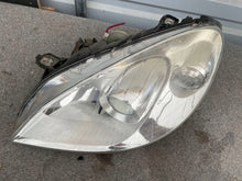 Laden Sie das Bild in den Galerie-Viewer, Frontscheinwerfer Mercedes-Benz W245 A1698207861 Links Scheinwerfer Headlight SCH4925057618tc