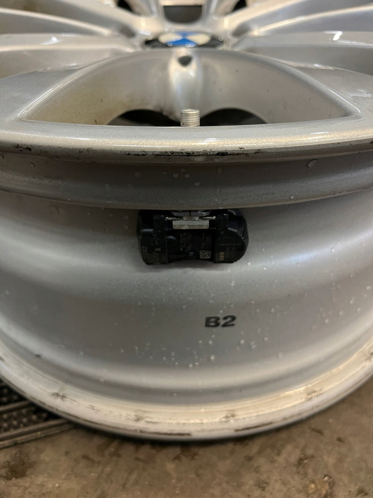 4x Alufelge 16 Zoll 7.0" 5x120 44ET 6796244 BMW Rim Wheel FEL7728119640cv