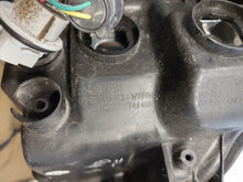 Laden Sie das Bild in den Galerie-Viewer, Frontscheinwerfer Toyota Yaris Links Scheinwerfer Headlight