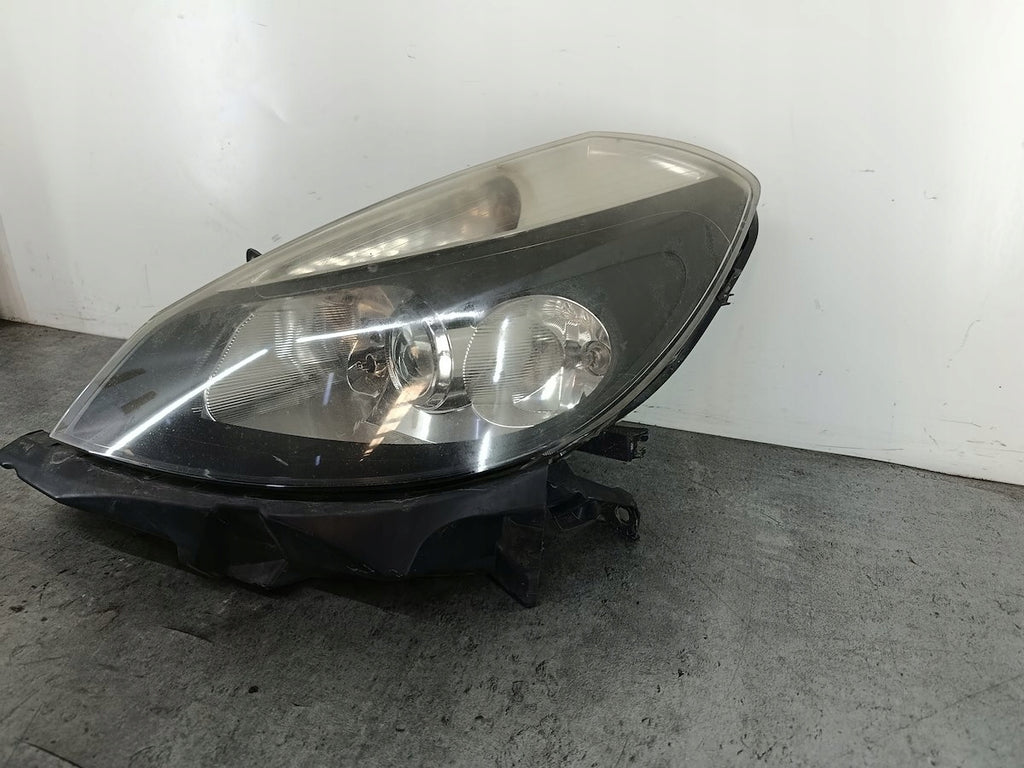 Frontscheinwerfer Renault Clio III 8200261610 Links Scheinwerfer Headlight SCH2994189393kt