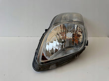 Laden Sie das Bild in den Galerie-Viewer, Frontscheinwerfer Toyota Yaris 811500D350 Links Scheinwerfer Headlight SCH6995818859qd