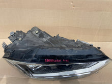 Laden Sie das Bild in den Galerie-Viewer, Frontscheinwerfer VW Golf Sportsvan I 517941036A Rechts Scheinwerfer Headlight SCH4297128463ju