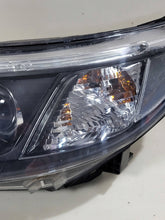 Laden Sie das Bild in den Galerie-Viewer, Frontscheinwerfer Saab 93 FUP381 Links Scheinwerfer Headlight