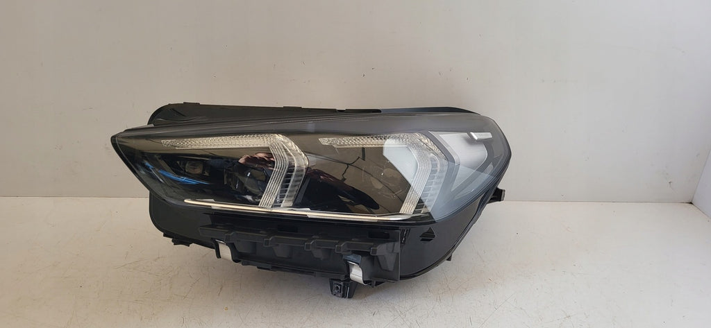 Frontscheinwerfer BMW X1 5A5BD47-02 LED Ein Stück (Rechts oder Links) Headlight SCH9387659040jy