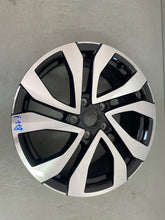 Load image into Gallery viewer, 1x Alufelge 17 Zoll 7.0" 5x112 45ET Glanz Silber 2GA601025AF VW T-Roc Rim Wheel FEL8023765354nv