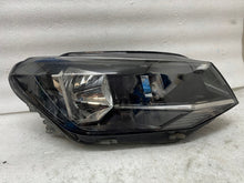 Laden Sie das Bild in den Galerie-Viewer, Frontscheinwerfer VW Caddy Halogen Rechts Scheinwerfer Headlight