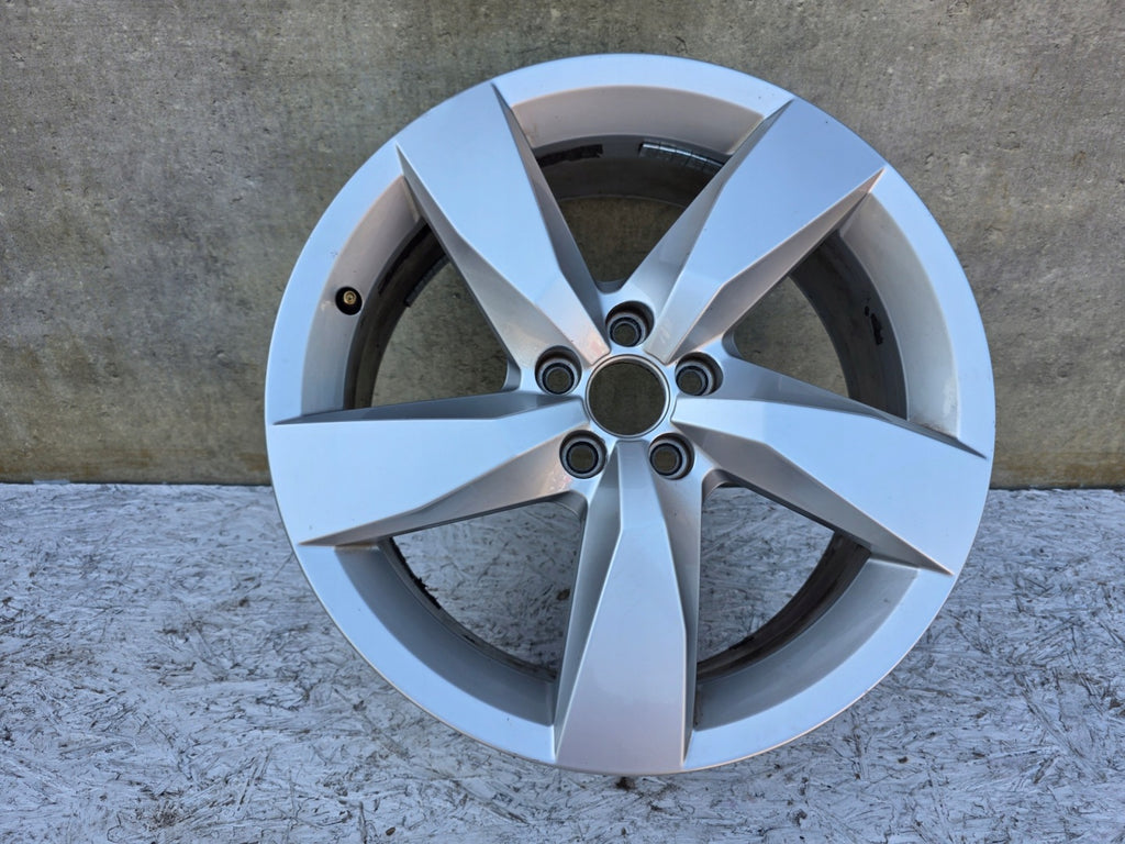 1x Alufelge 17 Zoll 6.5" 5x100 2GM601025A VW T Cross Rim Wheel FEL4201831522qm