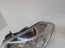 Laden Sie das Bild in den Galerie-Viewer, Frontscheinwerfer Renault Clio III 8200244889 Links Scheinwerfer Headlight SCH9020596953qz