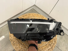 Laden Sie das Bild in den Galerie-Viewer, Frontscheinwerfer Opel Astra L LED Links Scheinwerfer Headlight SCH5491031963fi