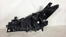 Laden Sie das Bild in den Galerie-Viewer, Frontscheinwerfer Mazda 3 Bm BSP551030 Rechts Scheinwerfer Headlight SCH1051424606oh