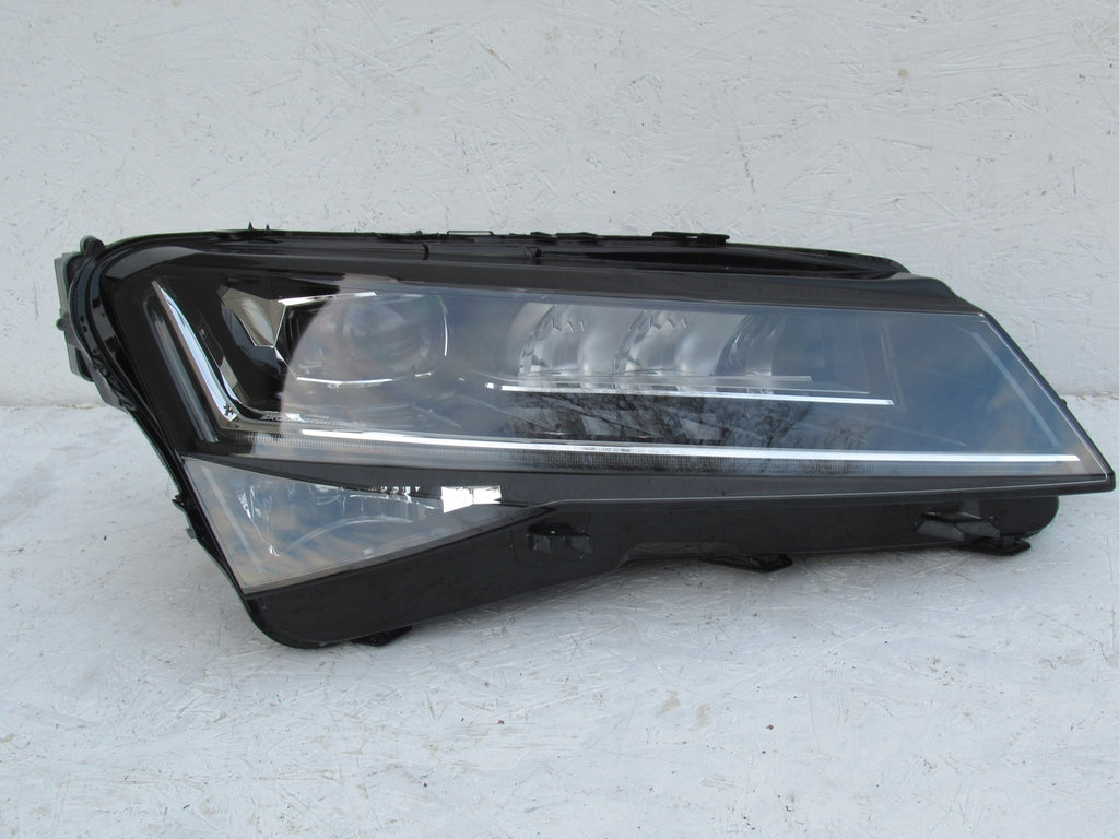 Frontscheinwerfer Skoda Superb III 3V1941016D LED Rechts Scheinwerfer Headlight