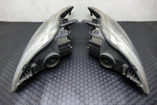 Load image into Gallery viewer, Frontscheinwerfer Ford Mondeo 7S71-13101-AK Ein Satz Scheinwerfer Headlight SCH1165812607xi