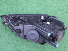 Laden Sie das Bild in den Galerie-Viewer, Frontscheinwerfer Audi A3 8P0941003 Links Scheinwerfer Headlight SCH5920809140vd