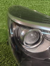 Load image into Gallery viewer, Frontscheinwerfer Toyota Yaris CSC28963 Rechts Scheinwerfer Headlight SCH4343858935xd
