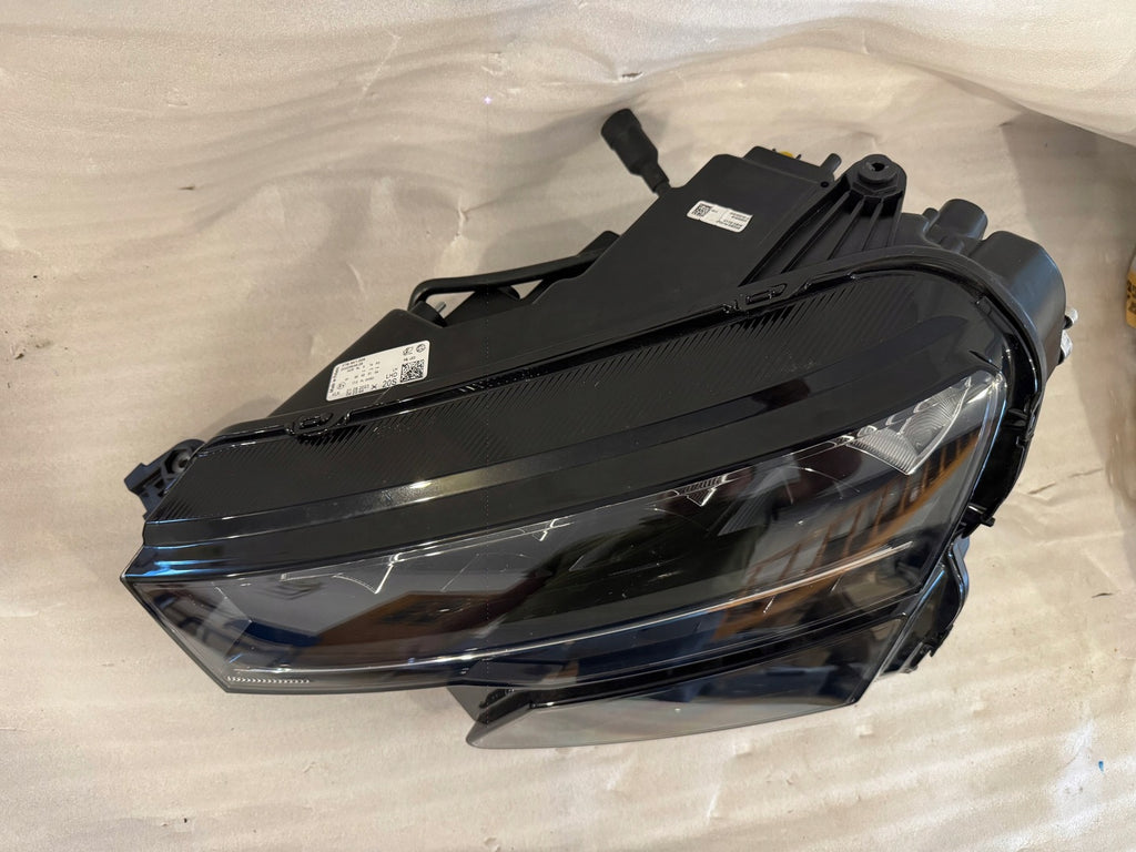 Frontscheinwerfer Skoda Karoq 57B941009 Links Scheinwerfer Headlight SCH9589306391kz
