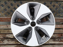 Laden Sie das Bild in den Galerie-Viewer, 1x Alufelge 16 Zoll 6.5&quot; 5x114.3 50ET 52910-G7200W Hyundai I30 Rim Wheel