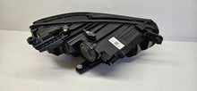 Laden Sie das Bild in den Galerie-Viewer, Frontscheinwerfer VW Passat B8 3G1941035P LED Links Scheinwerfer Headlight