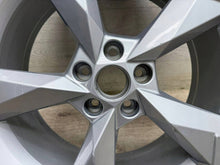 Laden Sie das Bild in den Galerie-Viewer, 1x Alufelge 19 Zoll 83A601025N Audi Q3 Rim Wheel FEL7877538073di