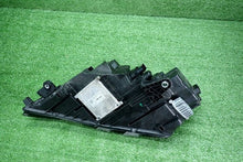 Laden Sie das Bild in den Galerie-Viewer, Frontscheinwerfer Skoda Octavia III 5E1941016D Rechts Scheinwerfer Headlight SCH2220007057ic