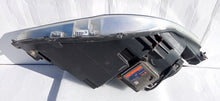 Laden Sie das Bild in den Galerie-Viewer, Frontscheinwerfer Man Model S 5yjs 6005910-00-C Xenon Links Headlight SCH3081523269cl
