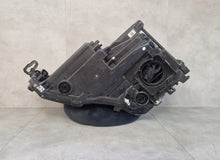 Laden Sie das Bild in den Galerie-Viewer, Frontscheinwerfer Cupra Formentor Leon 5FG941008 Rechts Scheinwerfer Headlight SCH9330099772tl