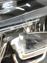 Laden Sie das Bild in den Galerie-Viewer, Frontscheinwerfer Citroën C3 III 9836267180 Full LED Links Headlight