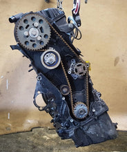 Laden Sie das Bild in den Galerie-Viewer, Motor Audi B7 BRC 2.0 TDI 136PS 100kW 250TKm Diesel Engine Unkomplett MOT3322405598hl