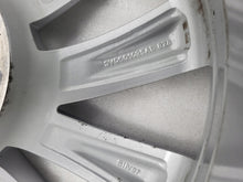 Load image into Gallery viewer, 1x Alufelge 18 Zoll 8.0" 5x112 44ET Glanz Silber 3V0601025AL Skoda Superb Iii FEL7348107106wk