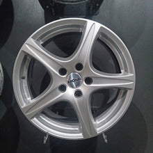 Laden Sie das Bild in den Galerie-Viewer, 4x Alufelge 17 Zoll 7.0" 5x112 45ET Audi Q2 Rim Wheel FEL9971602288wl