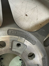 Load image into Gallery viewer, 1x Alufelge 19 Zoll 8.0" 5x112 37ET 6787647P BMW 3 E93 E92 Rim Wheel FEL2914234328ly