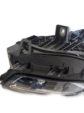 Laden Sie das Bild in den Galerie-Viewer, Frontscheinwerfer Mercedes-Benz Gla H247 A2479064204 LED Rechts Headlight SCH4868812069ce