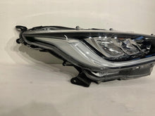 Load image into Gallery viewer, Frontscheinwerfer Toyota Yaris Full LED Rechts Scheinwerfer Headlight SCH7933968034xi