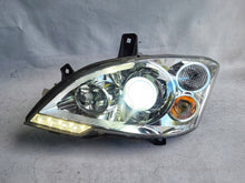 Load image into Gallery viewer, Frontscheinwerfer Mercedes-Benz Viano W639 Vito A6398202861 Xenon Links
