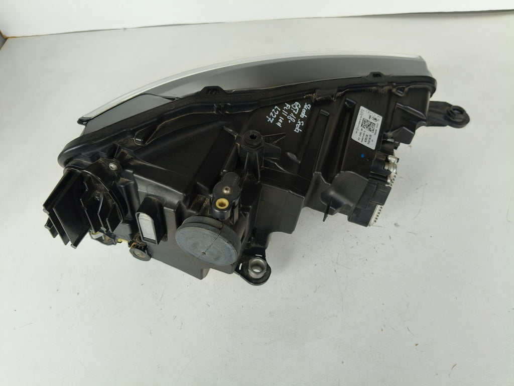 Frontscheinwerfer Skoda Scala 657941015A Full LED Ein Stück (Rechts oder Links) SCH6863233561bh