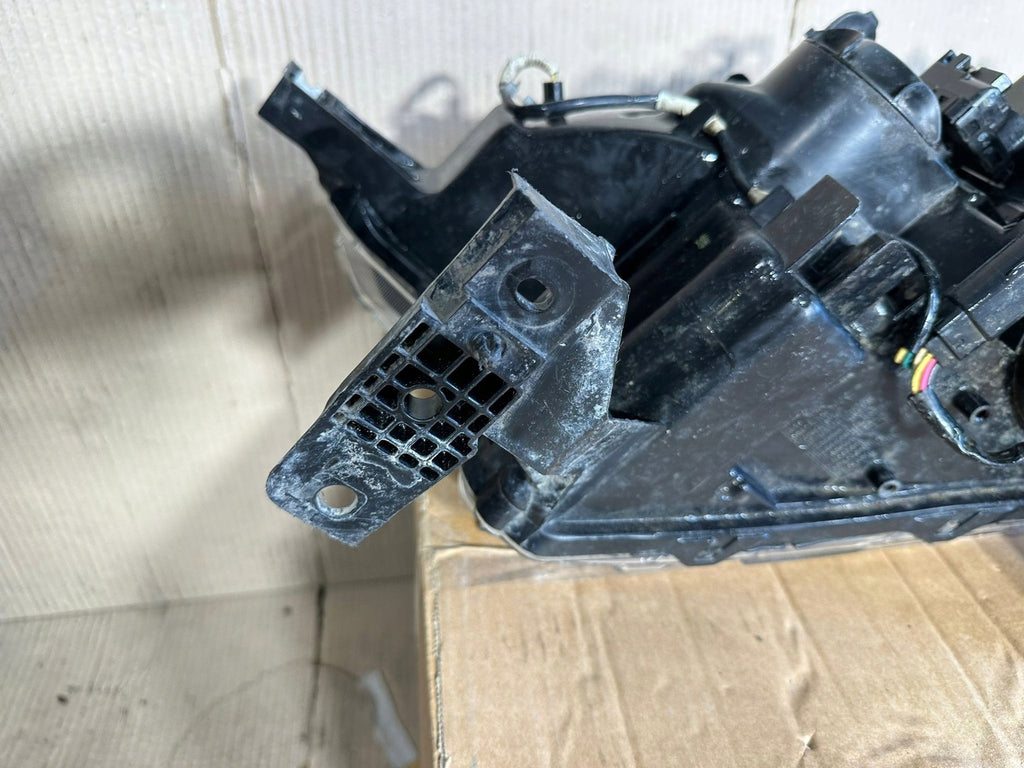 Frontscheinwerfer Ford Ranger EB3B-13W029 Rechts Scheinwerfer Headlight SCH2911010332kt
