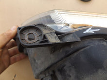 Laden Sie das Bild in den Galerie-Viewer, Frontscheinwerfer Saab 9-3 1EL009606-06 Xenon Rechts Scheinwerfer Headlight
