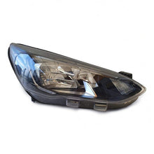 Laden Sie das Bild in den Galerie-Viewer, Frontscheinwerfer Ford Focus MX7B-13E014-CD Rechts Scheinwerfer Headlight