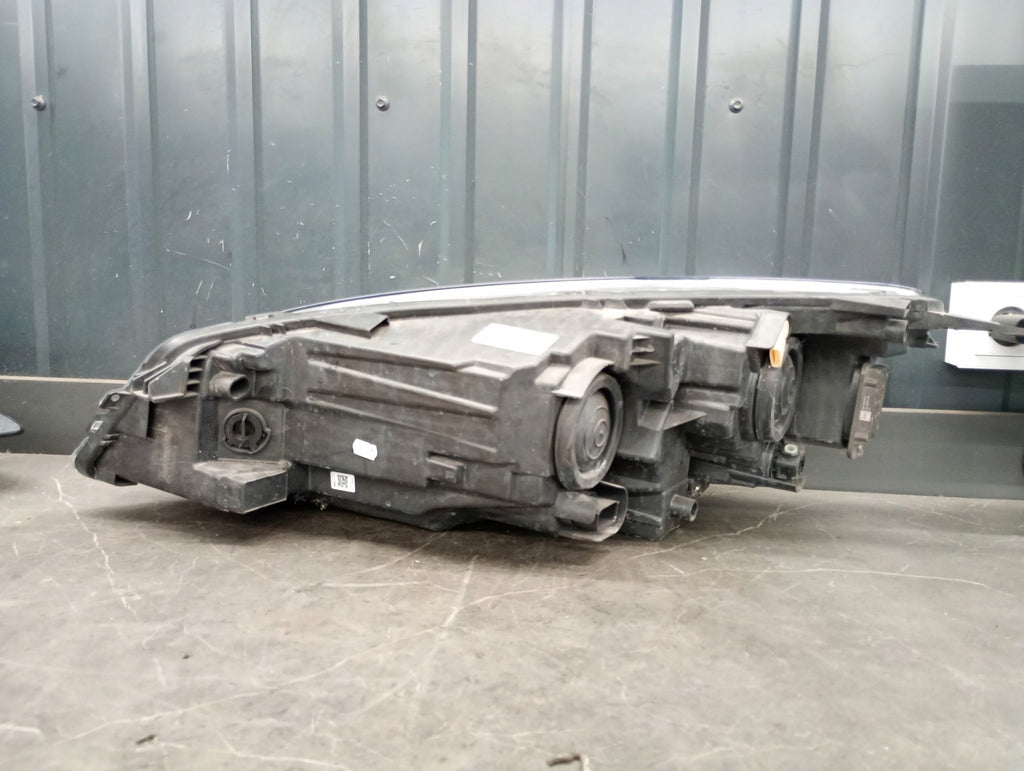 Frontscheinwerfer Ford Kuga III LV4B-13W029-AG Rechts Scheinwerfer Headlight SCH3526738157aq