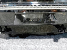 Laden Sie das Bild in den Galerie-Viewer, Frontscheinwerfer Citroën C5 Aircross 9845356280 LED Links Headlight
