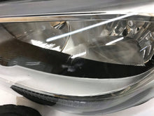 Laden Sie das Bild in den Galerie-Viewer, Frontscheinwerfer Mercedes-Benz Citan W420 260607636R Links Headlight SCH1403090675wj