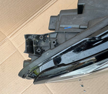 Load image into Gallery viewer, Frontscheinwerfer Renault 260103381R LED Rechts Scheinwerfer Headlight