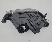 Laden Sie das Bild in den Galerie-Viewer, Frontscheinwerfer Mercedes-Benz W166 A1668207859 Xenon Links Headlight SCH6422882810aa